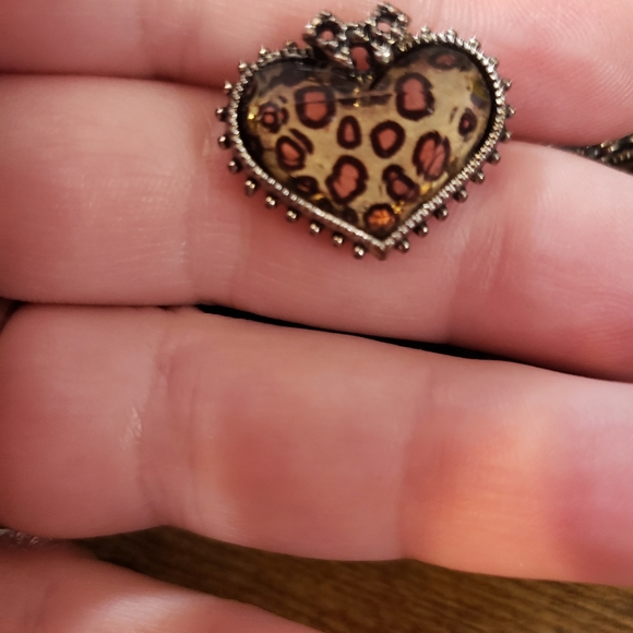 Betsey Johnson Vintage Lucite Heart Earrings - Picture 3 of 3